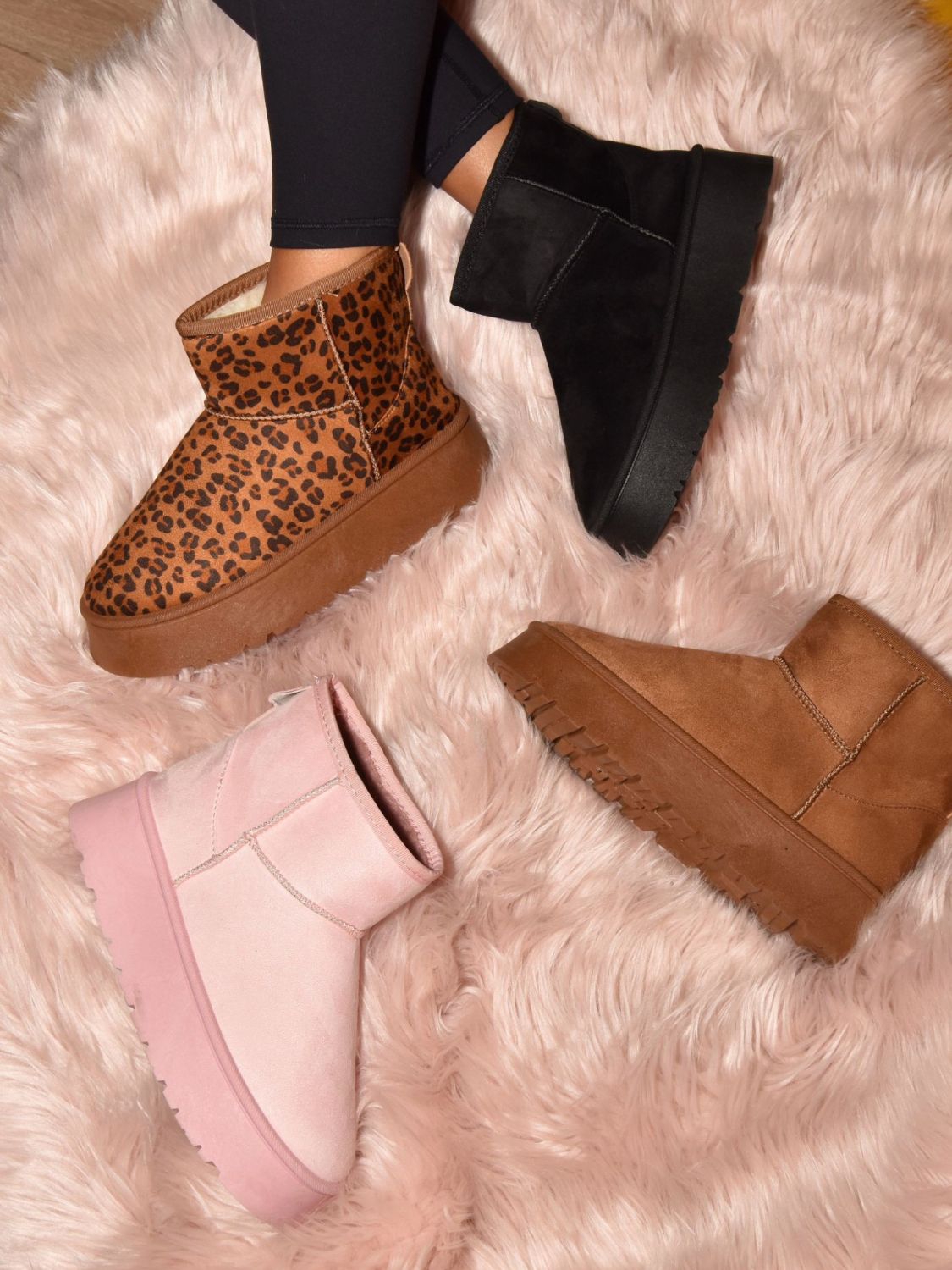 Cozy Leopard Print Platform Booties with Faux Fur Lining