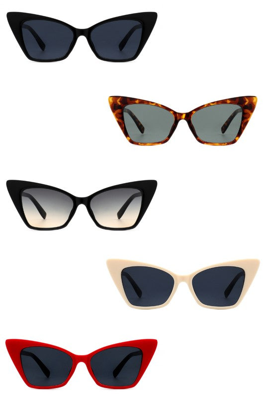 Sunglasses with Retro Square Cat Eye Frame.