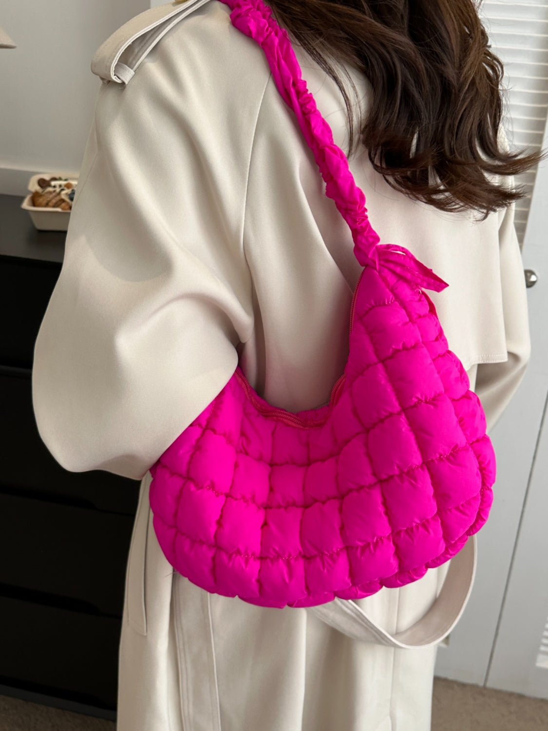 Quilted Bubble Texture Ruched Strap Shoulder Bag