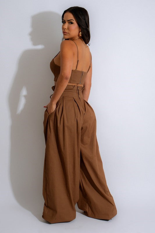 Chic Crop Top and Flowing Wide-Leg Pants Set