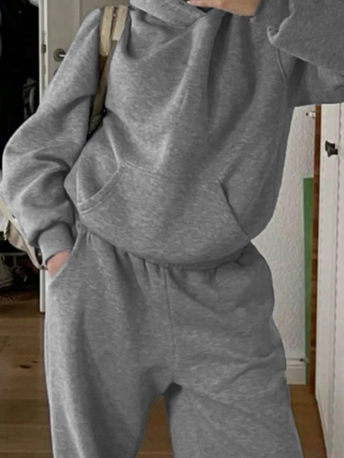 Chic Hooded Long Sleeve Jumpsuit with Convenient Pockets